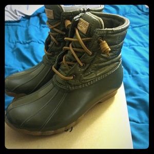 Sperry boots women sz 8.5